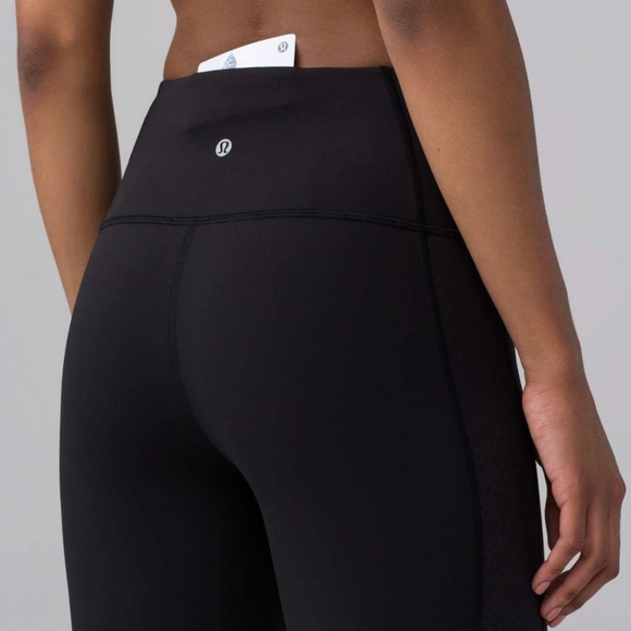 Lululemon Ready Set Go Crop (21") in Black - Picture 5 of 11